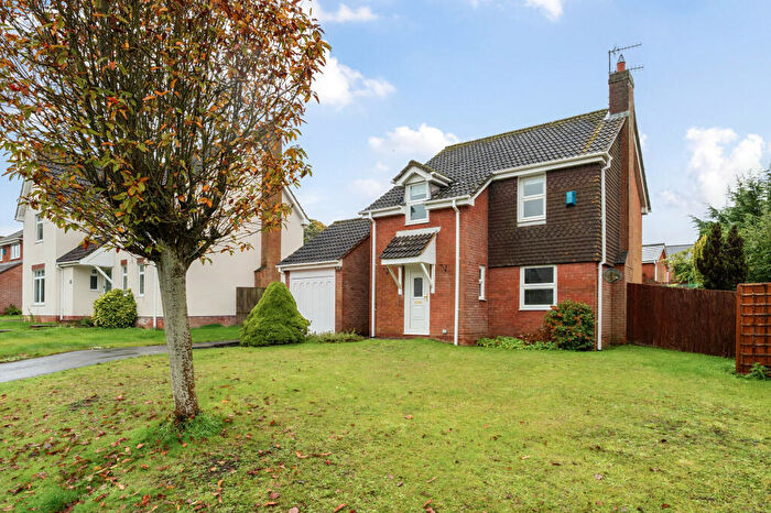 3 Bedroom Detached House For Sale In Betjeman Road, Marlborough, SN8