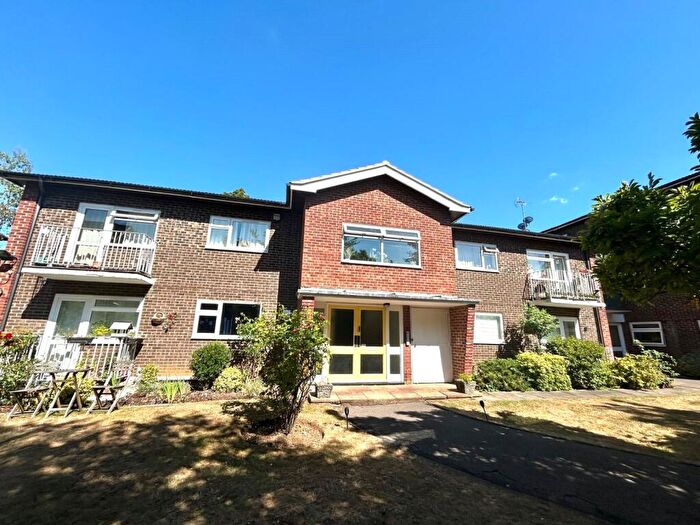 2 Bedroom Apartment To Rent In Sarum Court, Parkhouse Lane, Reading, Berkshire, RG30