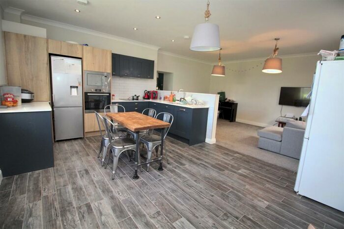 6 Bedroom End Of Terrace House To Rent In Picton Manor, City Centre, Newcastle Upon Tyne, NE1