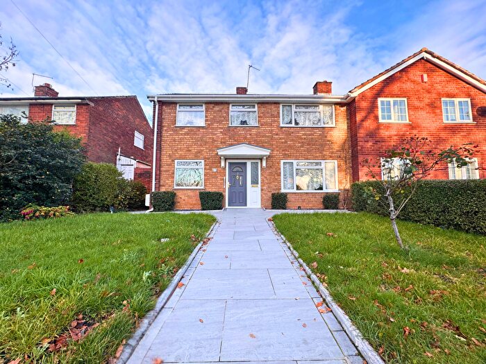 3 Bedroom Semi-Detached House For Sale In Badsey Road, Oldbury, B69