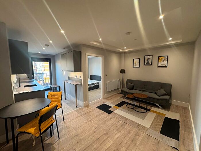 1 Bedroom Apartment To Rent In Winifred Street, Leicester, LE2