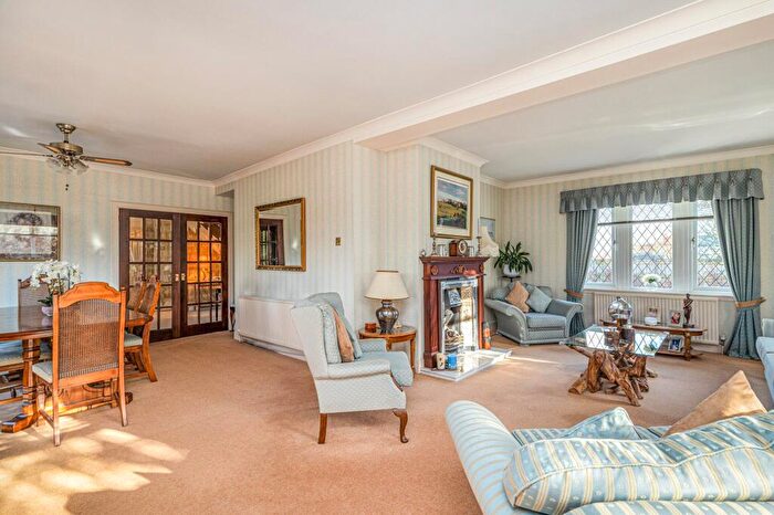 5 Bedroom Detached House For Sale In Wardend Road, Torrance, G64