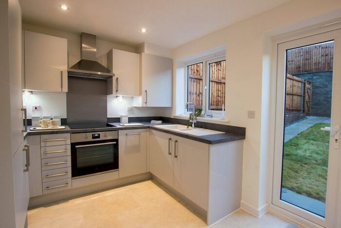 3 Bedroom Town House To Rent In Spring Meadows, Darwen, BB3