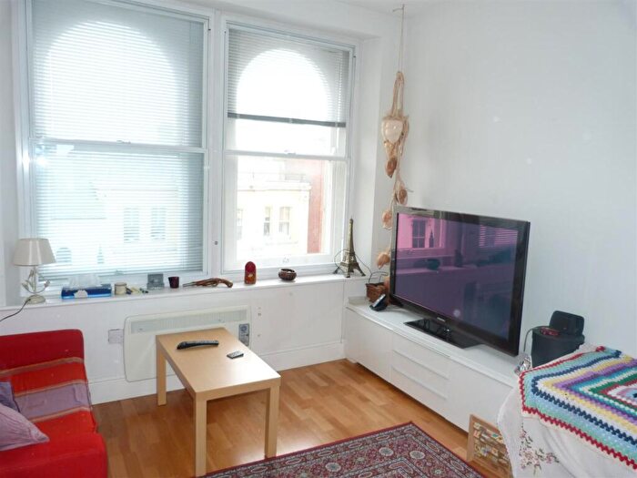 1 Bedroom Flat To Rent In Castle Chambers, City Centre, CF10