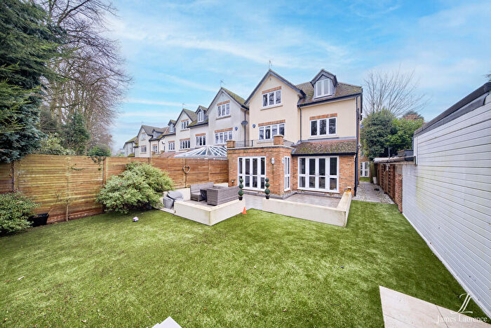 5 Bedroom Detached House For Sale In Oakland Close, Solihull, B91