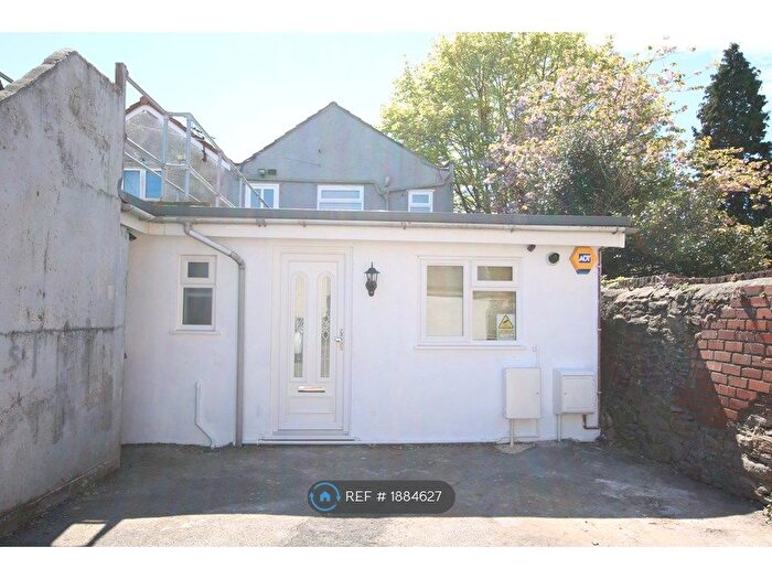 1 Bedroom Flat To Rent In Kingswood, Bristol, BS15