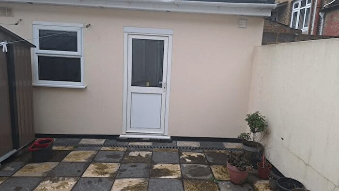 Studio To Rent In Chatham, ME4