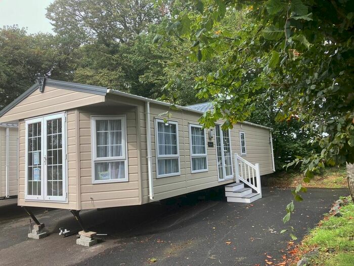 Mobile/park Home For Sale In Tobolton, Ayrshire, KA5