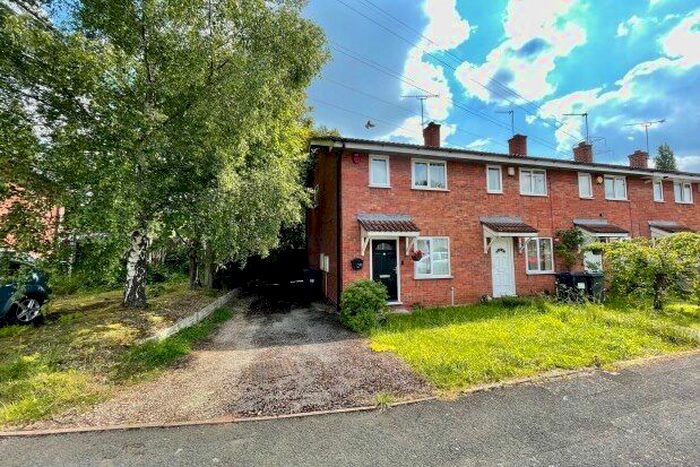 2 Bedroom End Of Terrace House To Rent In Raddlebarn Farm Drive, Birmingham, B29