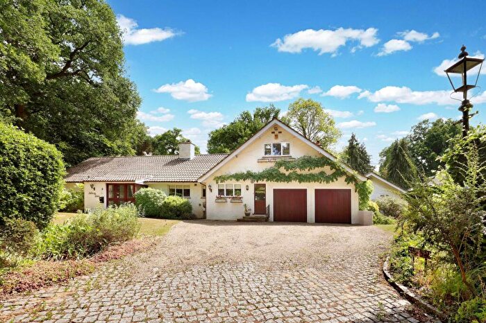 4 Bedroom Bungalow For Sale In Wilton Lane, Jordans, Beaconsfield, Buckinghamshire, HP9