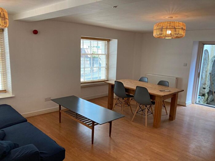 1 Bedroom Flat To Rent In Upper Berkeley Place, Bristol, BS8