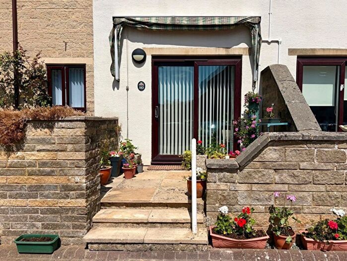 2 Bedroom Flat For Sale In Barclay Court, Trafalgar Road, Cirencester, Gloucestershire, GL7