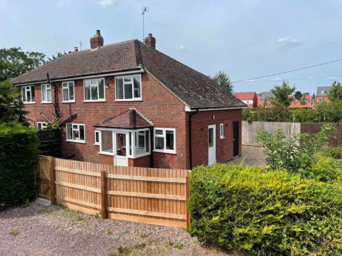 3 Bedroom House To Rent In The Longshoot, Warks, CV11