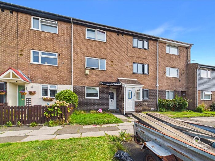 3 Bedroom Terraced House For Sale In Barwell Close, Wallsend, Tyne And Wear, NE28