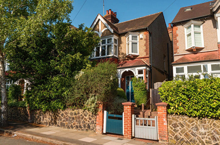 3 Bedroom Semi Detached House For Sale In Amesbury Road, Bromley, BR1