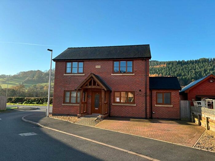 3 Bedroom Detached House For Sale In River View Close, Boughrood, Brecon, LD3
