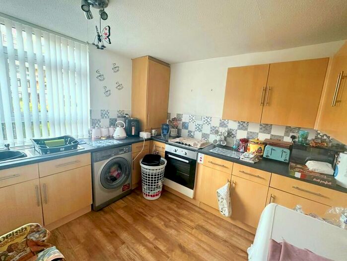 3 Bedroom Maisonette To Rent In Collingwood Court, Washington, Tyne And Wear, NE37
