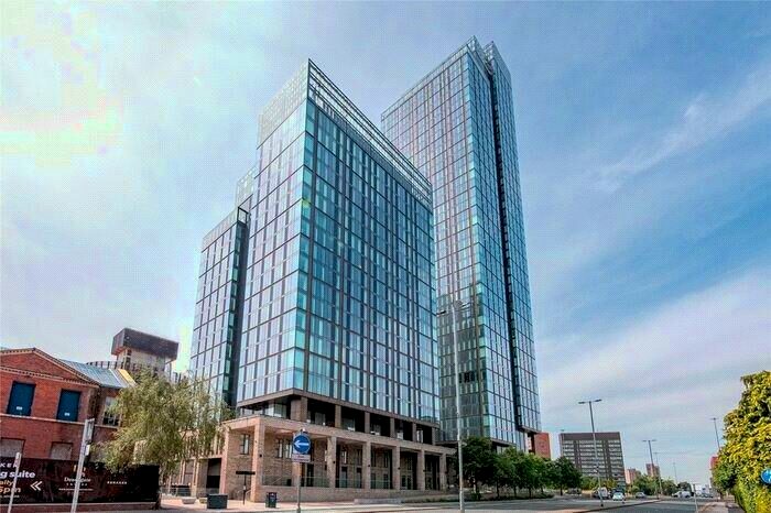 3 Bedroom Apartment To Rent In Elizabeth Tower, Chester Road, Manchester, M15
