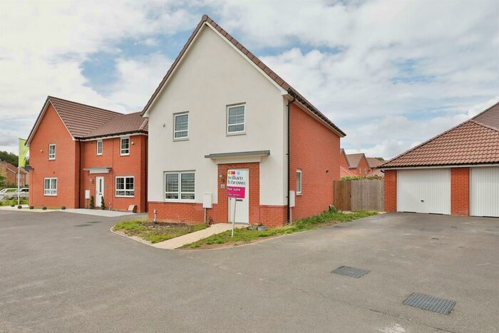 4 Bedroom Detached House For Sale In Jessup Road, Watton, Thetford, IP25