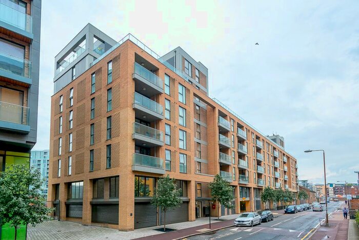 2 Bedroom Flat To Rent In Norman Road, London, SE10
