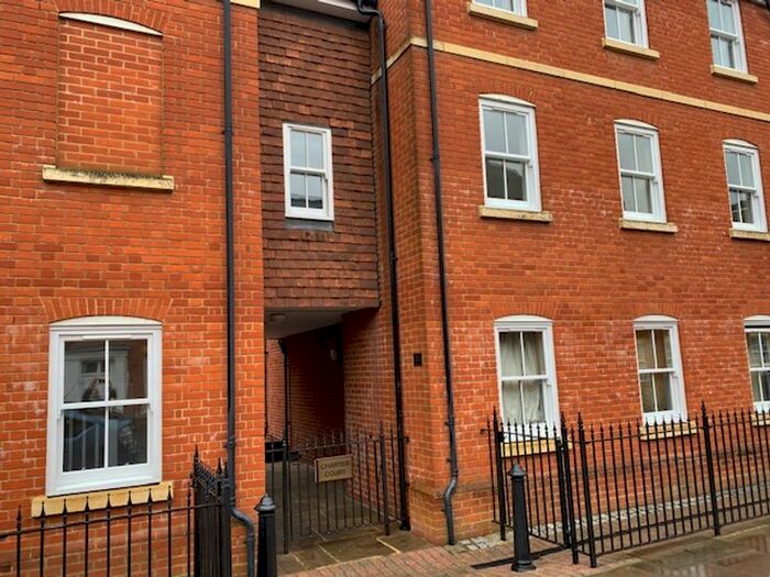 2 Bedroom Flat To Rent In Charter Court, Gigant Street, Salisbury, SP1