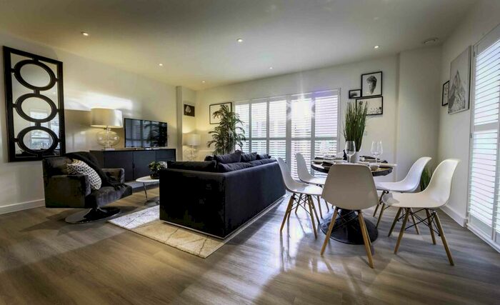 1 Bedroom Apartment For Sale In Trinity Walk, London, SE18