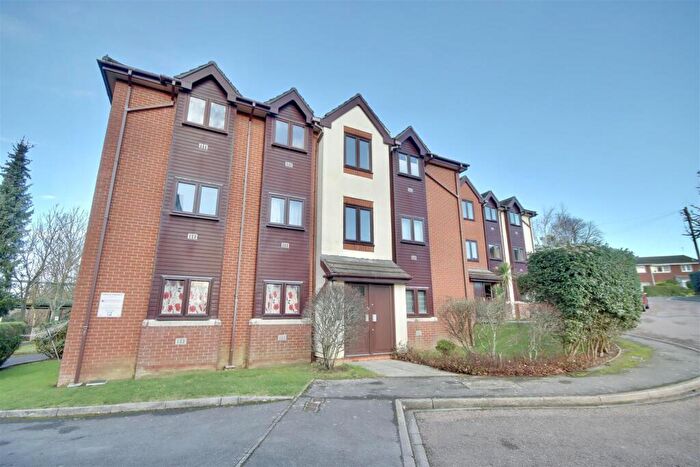 2 Bedroom Flat To Rent In Compass Point, Fareham, PO16