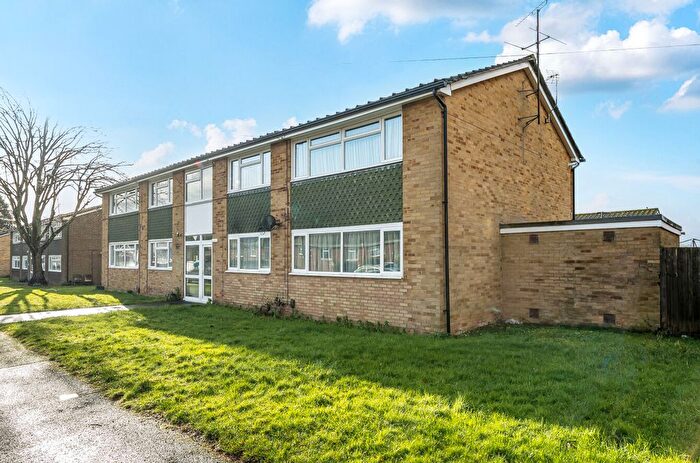 2 Bedroom Flat For Sale In Somerville Road, Kings Worthy, Winchester, SO23