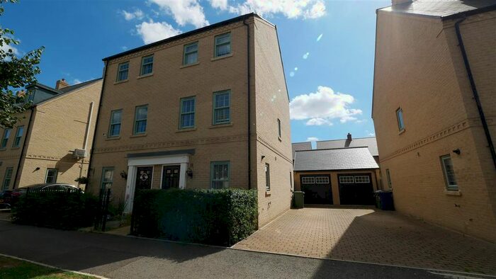 3 Bedroom Semi-Detached House To Rent In Central Avenue, Brampton, Huntingdon, PE28