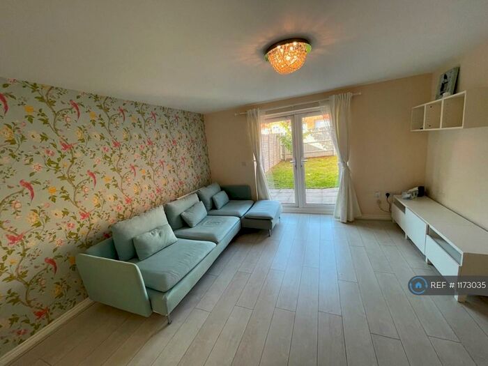 3 Bedroom Terraced House To Rent In Middlesex Road, Coventry, CV3