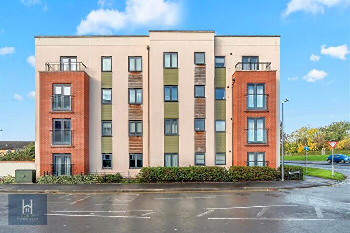 2 Bedroom Apartment For Sale In Normandy Drive, Yate, BS37