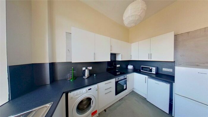 5 Bedroom Flat To Rent In Lothian Street, Old Town, Edinburgh, EH1