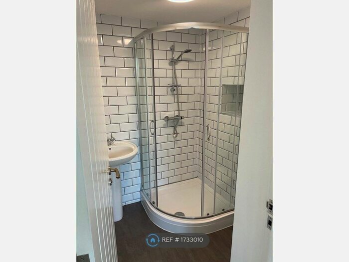 1 Bedroom Flat To Rent In Hampton Lane, Blackfield, Southampton, SO45