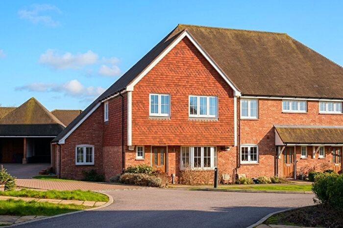 3 Bedroom End Of Terrace House For Sale In Fullers Way, Biddenden, Ashford, TN27