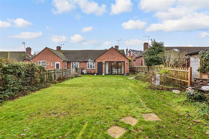 2 Bedroom Semi-Detached Bungalow For Sale In Offham Road, West Malling, Kent, ME19