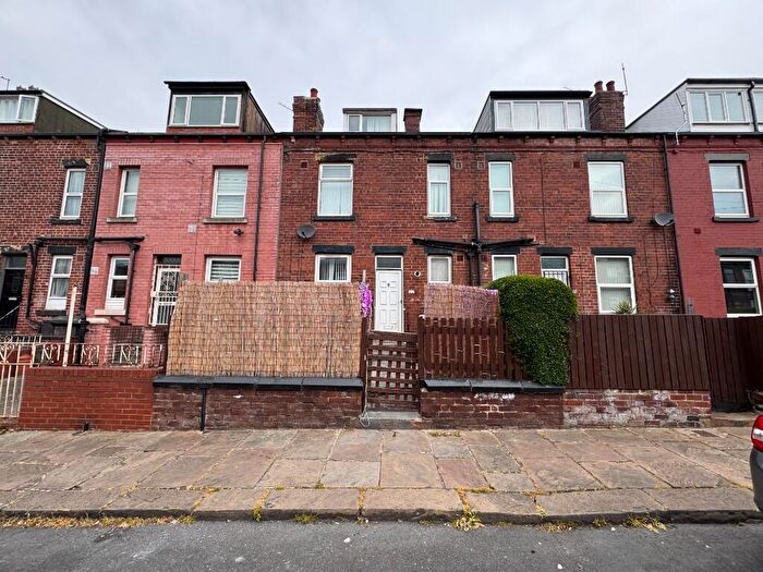 2 Bedroom Terraced House To Rent In Nowell Walk, Leeds, LS9