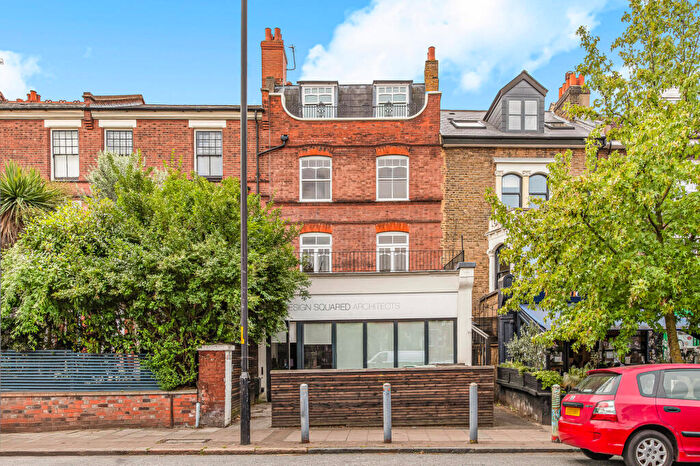 2 Bedroom Flat To Rent In Forest Hill Road, London, SE22