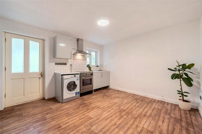 Studio To Rent In Pankhurst Drive, Bracknell, Berkshire, RG12