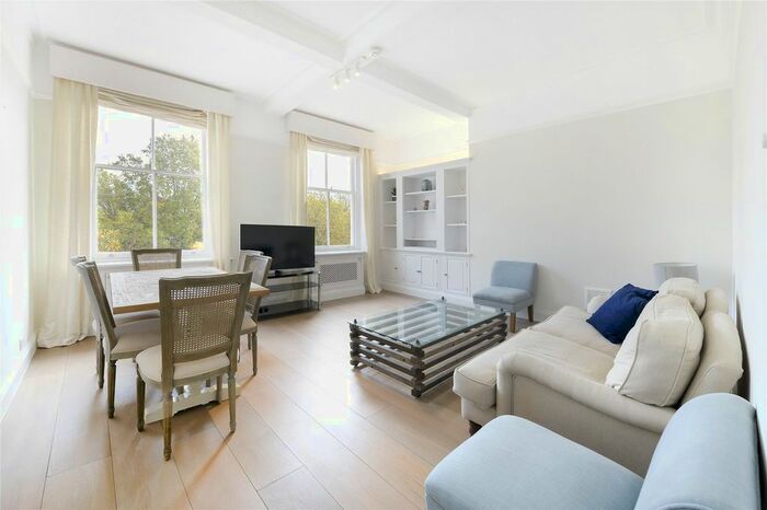 2 Bedroom Flat To Rent In Cadogan Square, London, SW1X