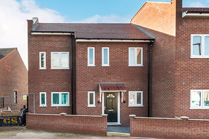 2 Bedroom Property To Rent In Stanley Road, Hounslow, TW3