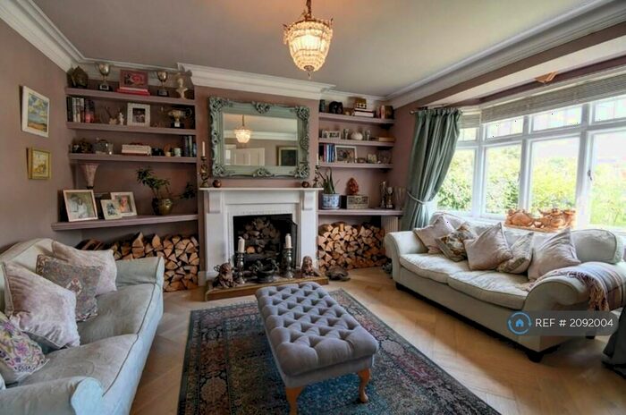 4 Bedroom Detached House To Rent In The Common, Dunsfold, Godalming, GU8