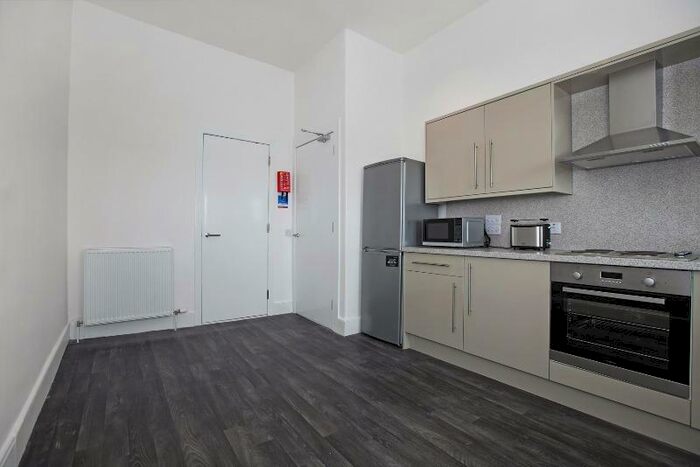 5 Bedroom Flat To Rent In Garland Place, City Centre, Dundee, DD3