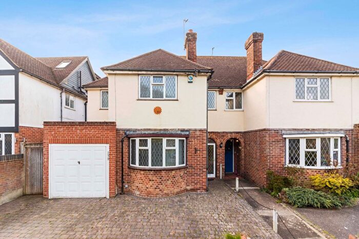 3 Bedroom Semi-Detached House For Sale In Willingdon Road, Eastbourne, BN20
