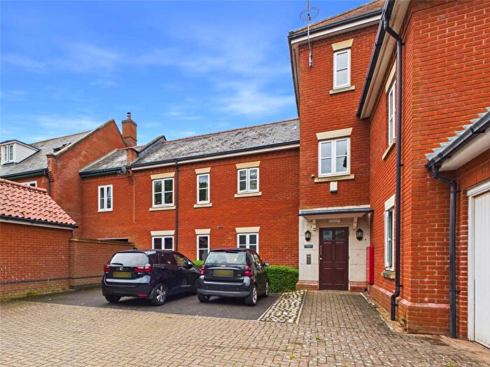 2 Bedroom Apartment For Sale In Breydon Way, Ipswich, Suffolk, IP3