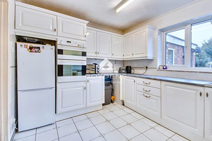 2 Bedroom Semi-Detached Bungalow For Sale In Braintree, CM7