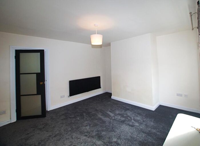 2 Bedroom End Of Terrace House To Rent In Market Street, Broadbottom, Tameside, SK14
