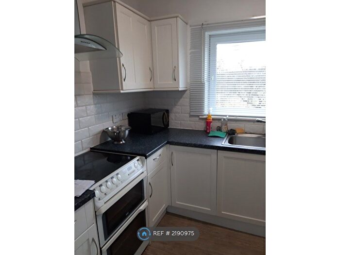 2 Bedroom Flat To Rent In Stanwix, Carlisle, CA3