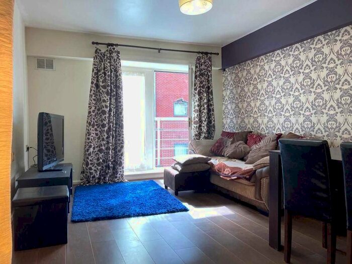 2 Bedroom Flat To Rent In Cheapside, Deritend, Birmingham B12