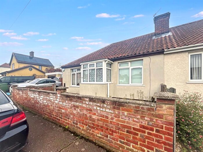 3 Bedroom Semi-Detached Bungalow For Sale In Norwich, NR6