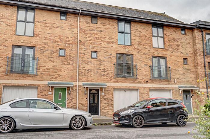 3 Bedroom Terraced House For Sale In Pasteur Drive, Old Town, Swindon, Wiltshire, SN1